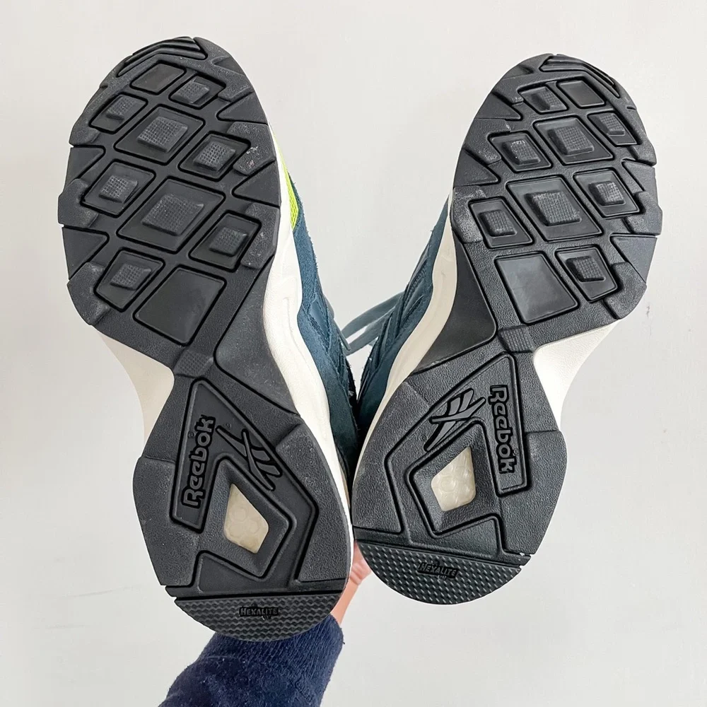 Multi colored Reebok’s - Picture 3 of 4